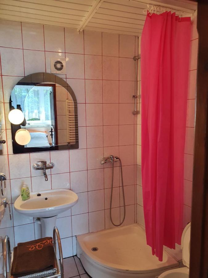 Pokoje Goscinne Angelika Weichsel Exterior foto